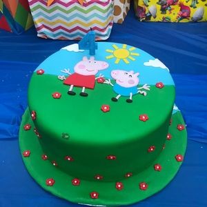 Meet your Posher, Edna